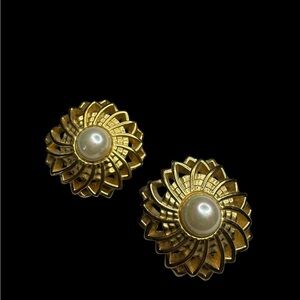 Nina Ricci Gold and Pearl Earrings